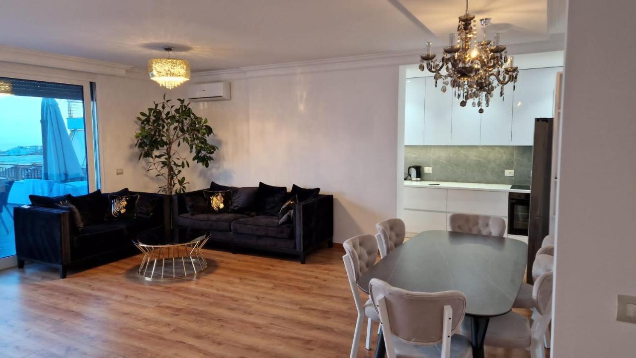 Pirro Luxury Apartamento *